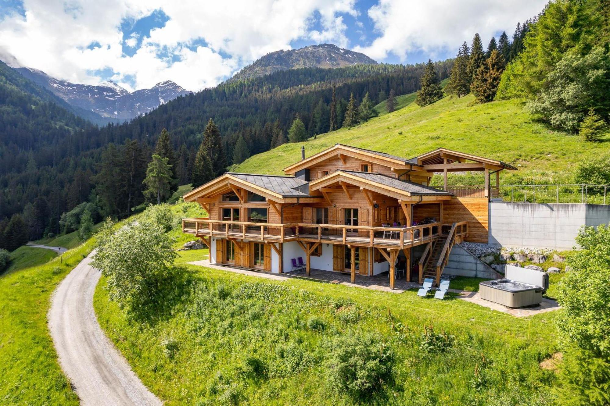 Chalet Flocon De Neige - Jacuzzi - Sauna 拉茨欧马兹 外观 照片